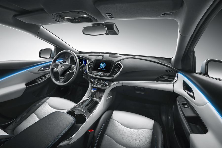 Торпедо Buick Velite 5 2017 года  (фото 7 из 8)